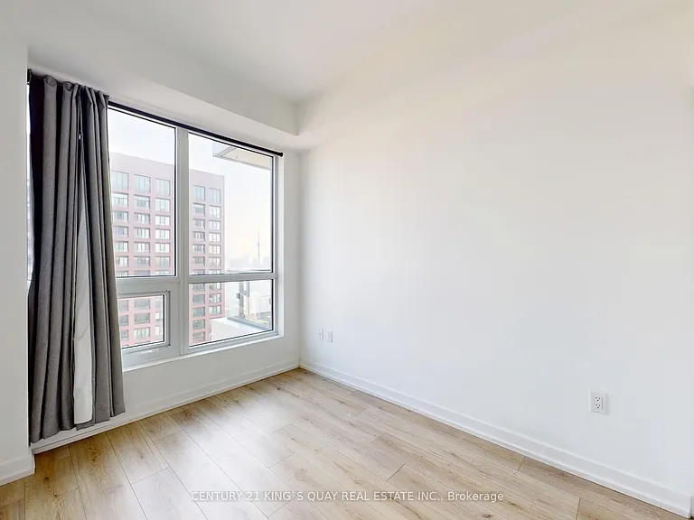 395 Bloor St E #4710 — Photo 23