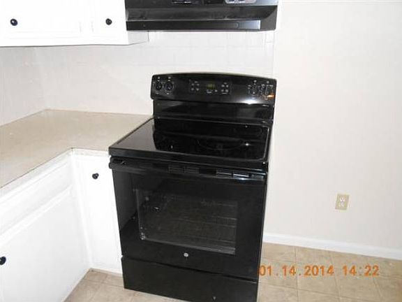 4th image of 50 Coburn St