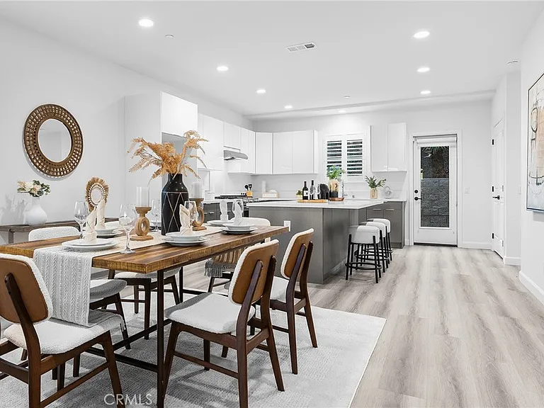 1359 Point Loma Pl — Photo 16