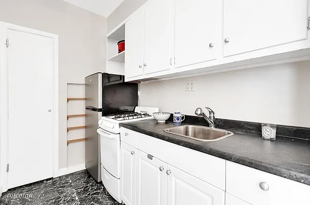 Rented by Corcoran | media 8