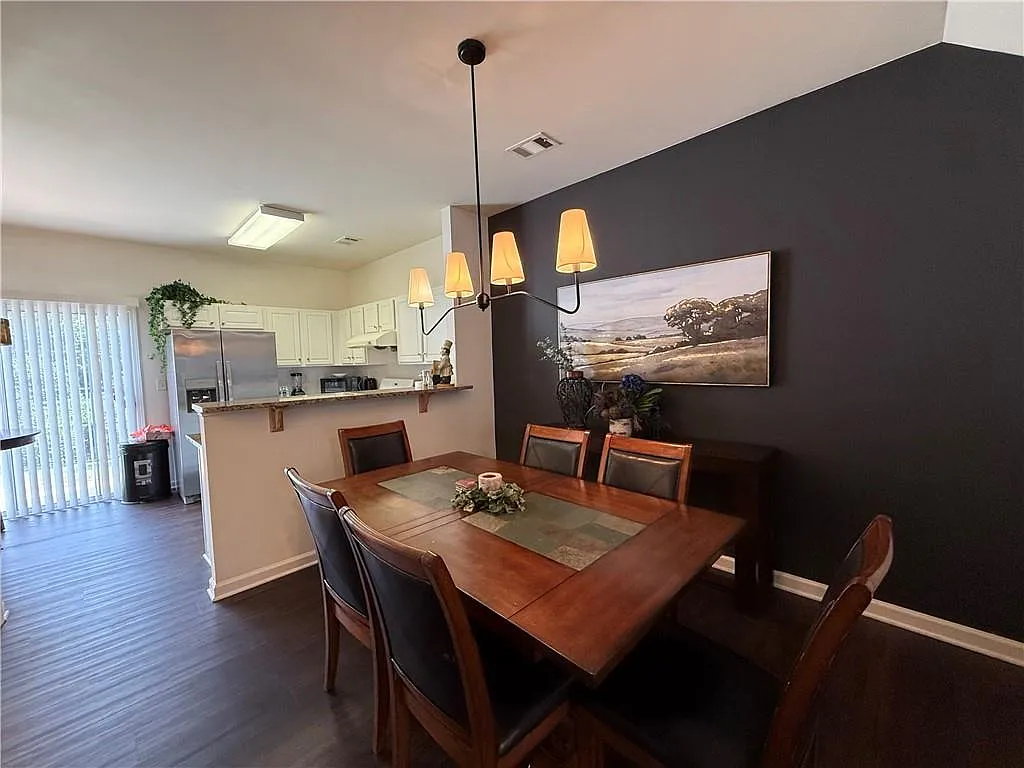 2 bed, 2.5 bath, 1228 sqft, $2,350 — Photo 4