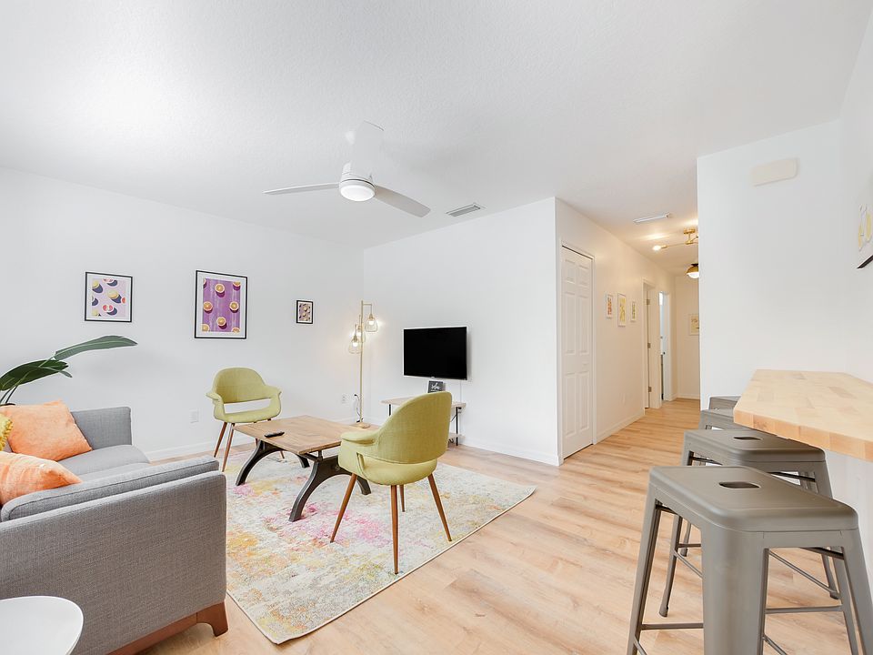 1st image of 221 Nesmith Ave #A2