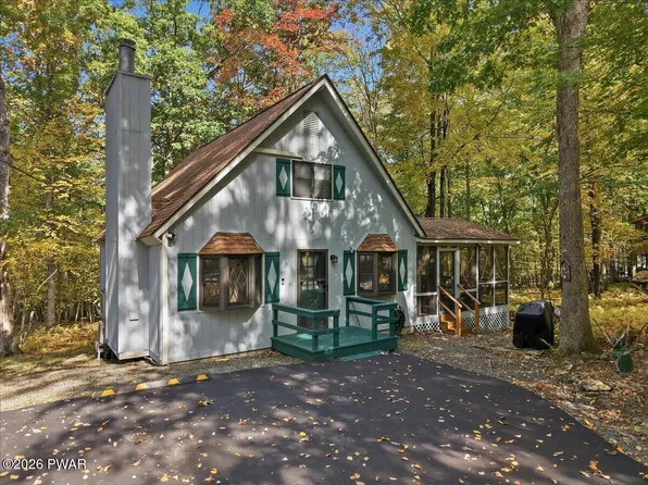191 Eagle Rock Rd, Lackawaxen, PA 18435