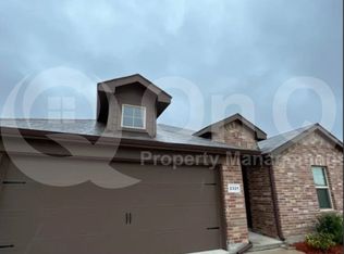 2321 Denmark Ln, Fort Worth, TX 76108