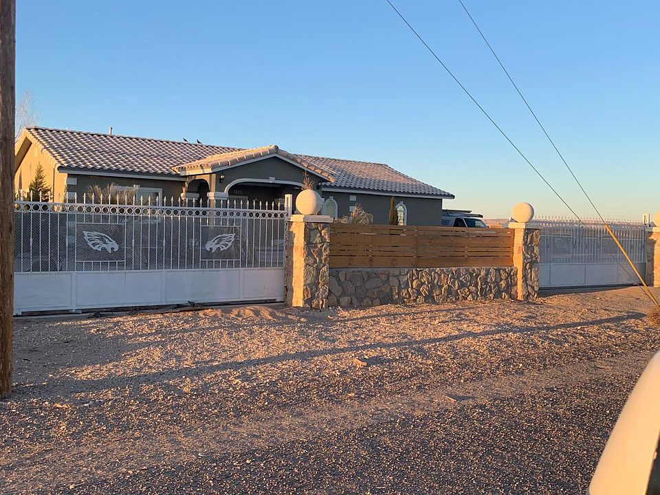 1st image of 15271 Mica Dr