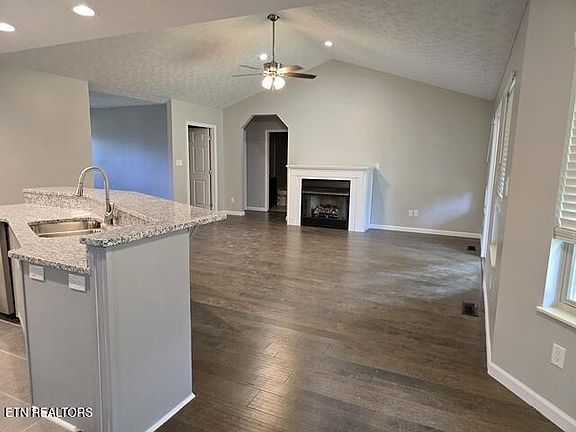 4th image of 3110 Nevils Way