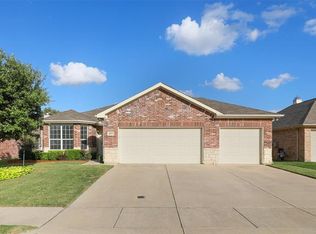 3977 Grizzly Hills Cir, Fort Worth, TX 76244