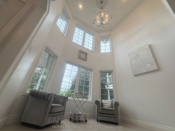 5th image of 27 Glasgow Cres