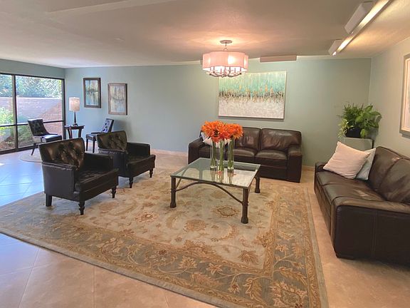 Meet with friends or relax in the lobby of Executive House.