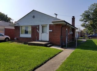 28819 Beste St, Saint Clair Shores, MI 48081