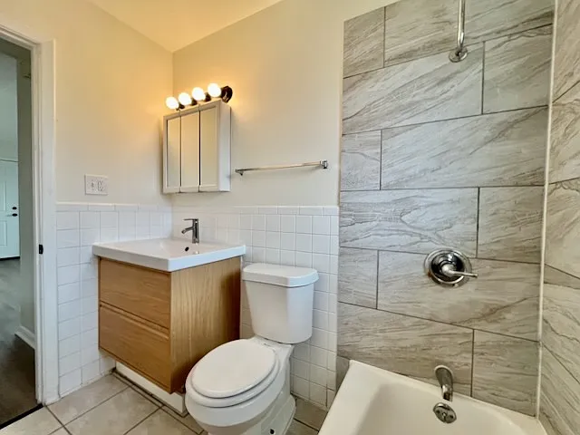 2 bed, 850 sqft, $1,549 — Photo 3