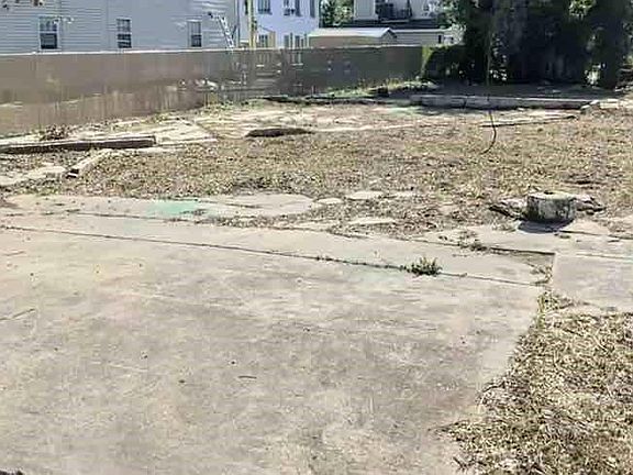 3rd image of 3420 Washington Ave