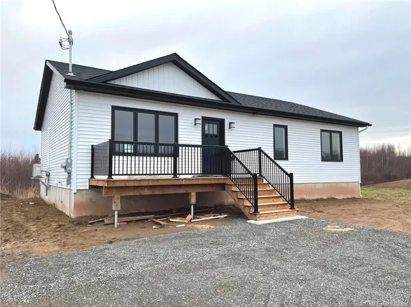 44 Parker Rd, Shediac, NB E4P 3P9
