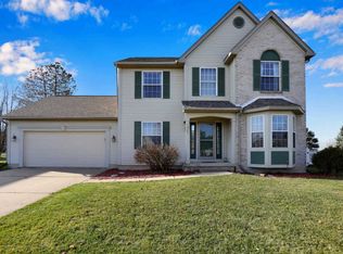 1925 Hollowbrook Dr, Holt, MI 48842