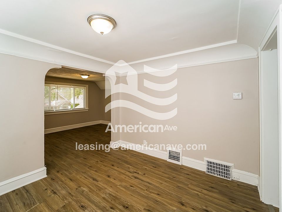 1612761_005_wm_-_dining_room_13125799.jpg