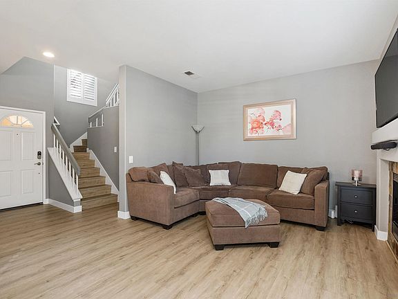 4th image of 11054 Creekbridge Pl