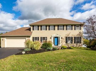 4632 Bloomsbury Dr, Syracuse, NY 13215