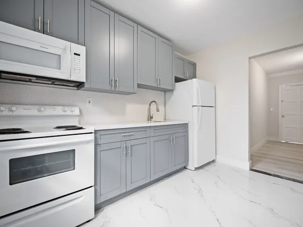 Spacious 3bd / 1ba & 2bd / 1ba Apartment | Prime Miami Location | Near Downtown, 219 NW 10th Ave #4, Miami, FL 33128