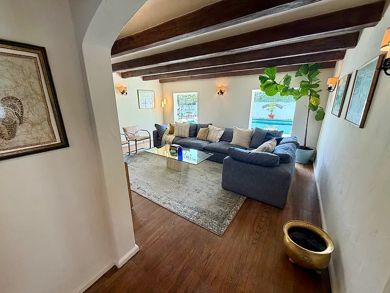 311 Amalfi Dr — Photo 54