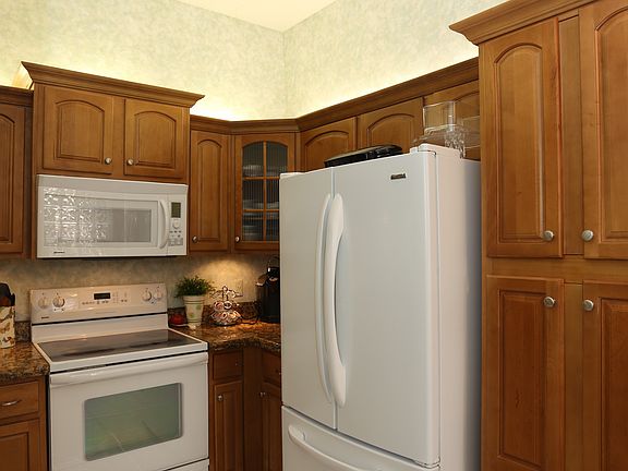4th image of 5439 Verona Dr APT P