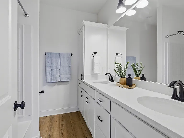 Camellia Grove Townhomes — Photo 24