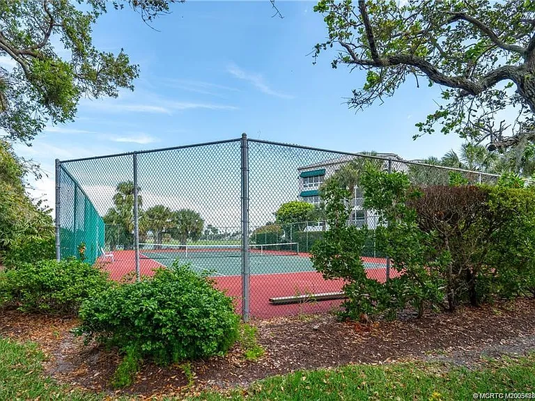271 NE Edgewater Dr #271 — Photo 7
