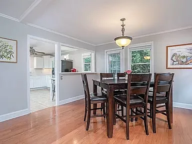 3 bed, 1822 sqft, $2,400 — Photo 3