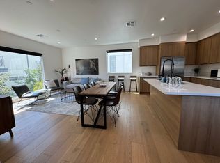 817 Aloe Dr, Los Angeles, CA 90029