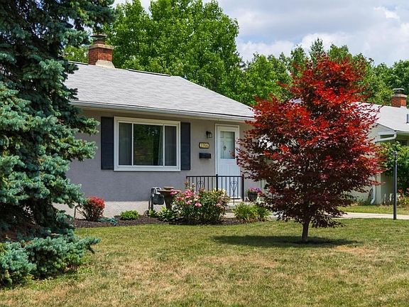 2nd image of 2766 La Rosa Dr
