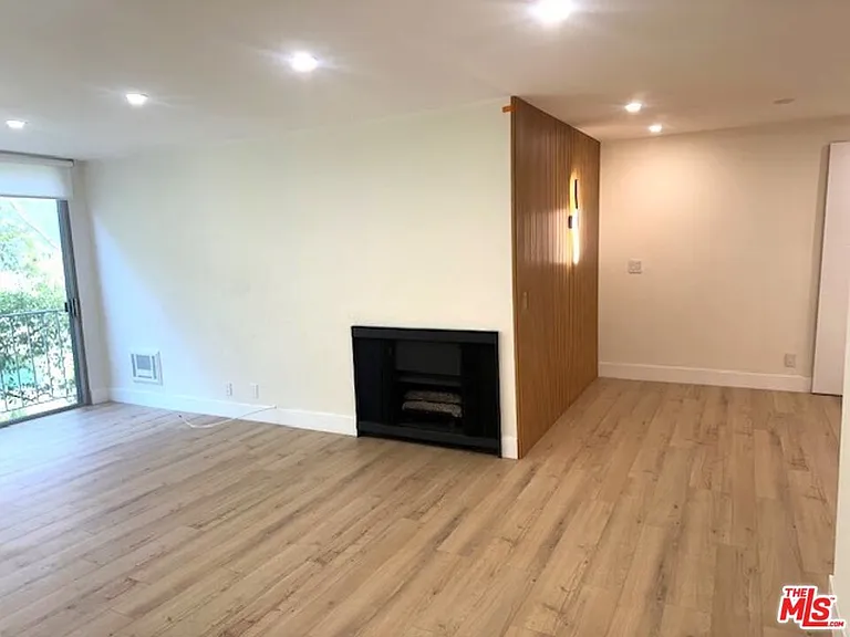 11645 Montana Ave #238 — Photo 15