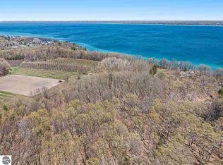 13005 Bluff Rd, Traverse City, MI 49686