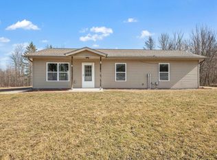 420 Cedar St S, Hill City, MN 55748