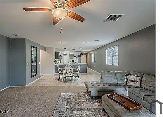 4 bed, 1771 sqft, $2,300 — Photo 2