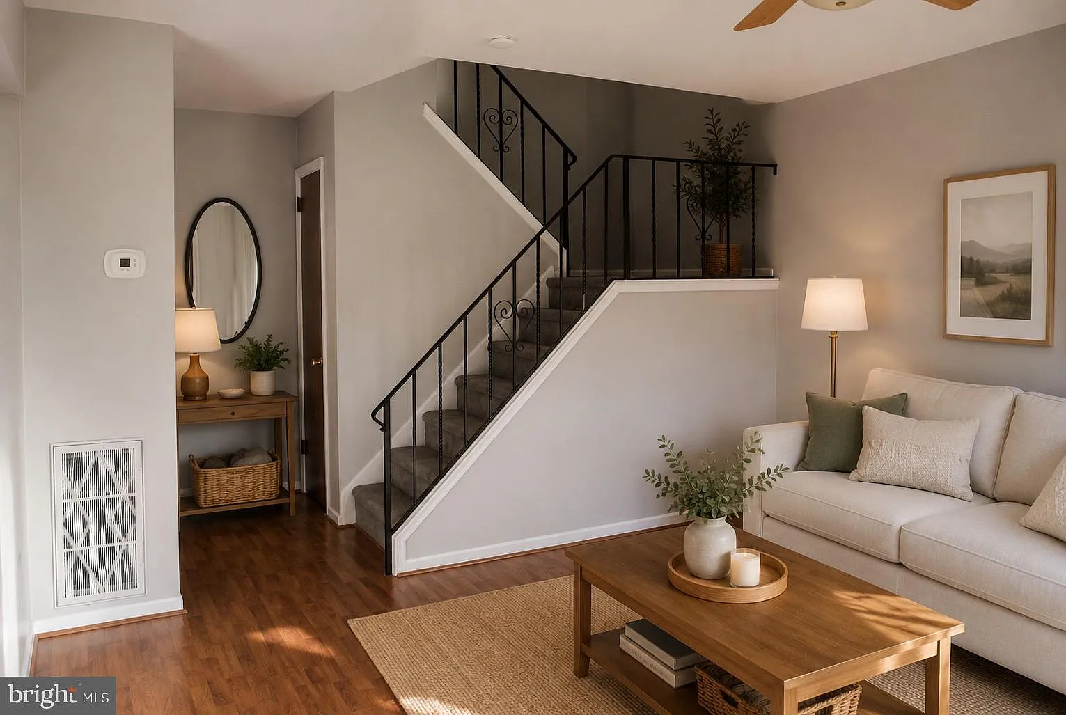 2 bed, 1.5 bath, 1012 sqft, $1,850 — Photo 2