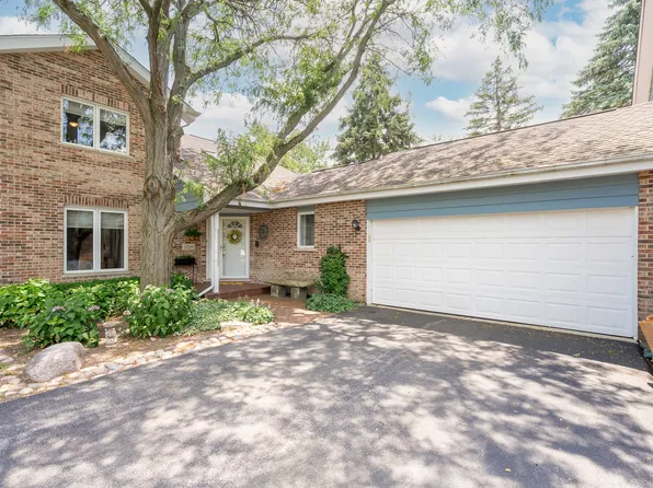 17219 Lakebrook Dr, Orland Park, IL 60467