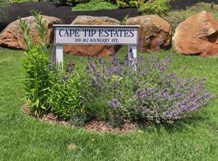 100 Bayberry Ave APT 4, Provincetown, MA 02657