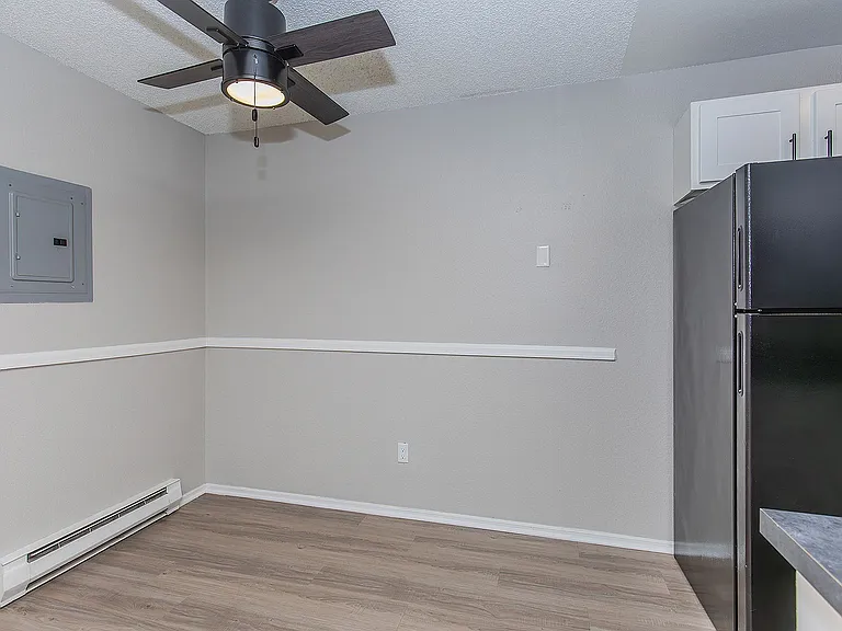 2 Bedroom