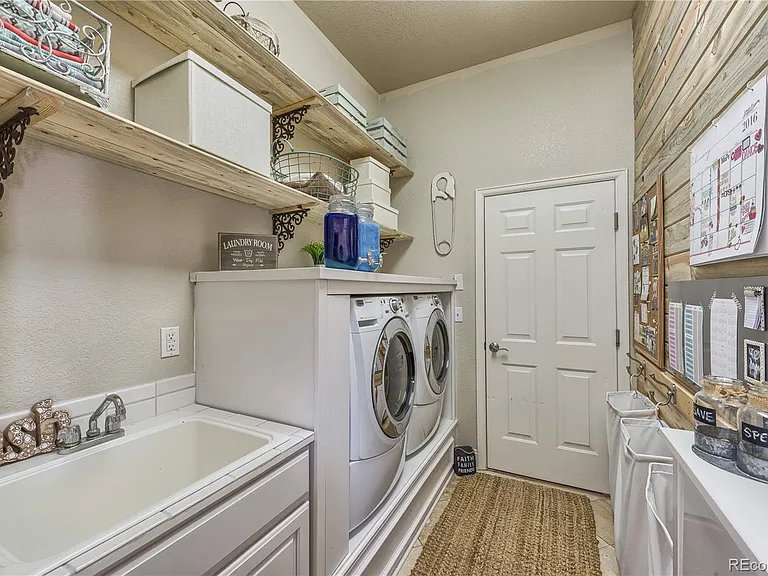 8381 Briar Trace Way — Photo 5
