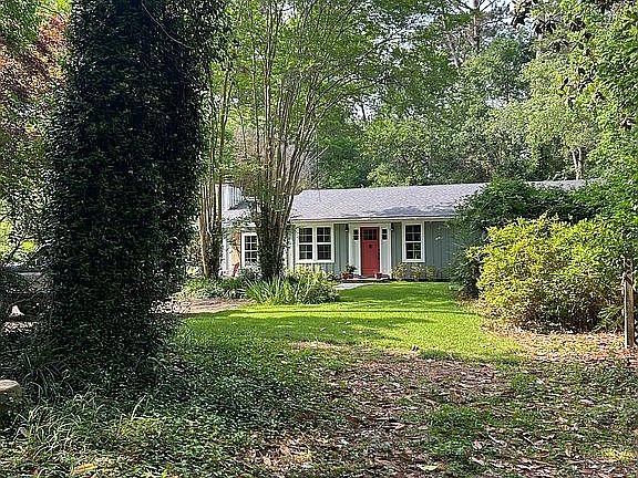 2nd image of 95 N Dogwood Dr