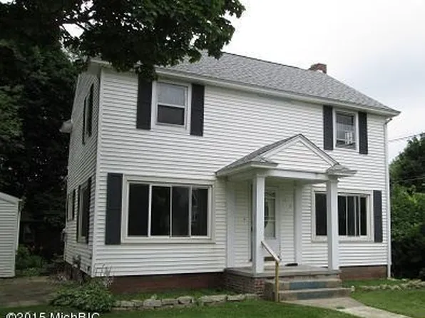 116 S Lakeview Ave, Sturgis, MI 49091