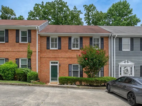 30 The Falls Dr, Vestavia, AL 35216