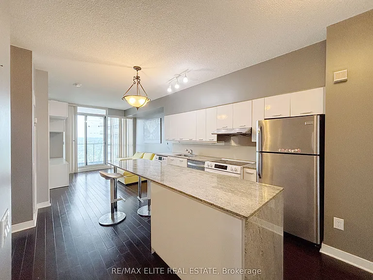 29 Singer Ct #2608 — Photo 2
