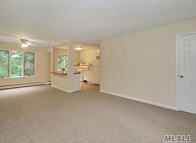 3rd image of 33 Warner Ln