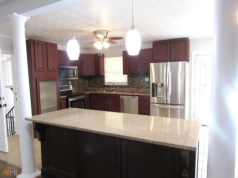 8337 Holly Dr — Photo 4