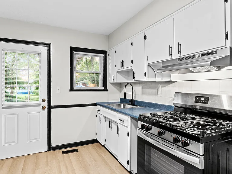 3116 Wilkie Rd — Photo 9