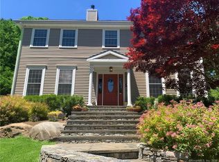 5 Rintoul Pond Rd, Westbrook, CT 06498