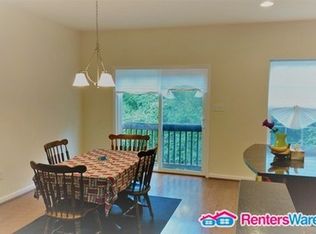 1305 Emerson Ct, Clementon, NJ 08021