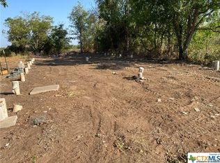 2774 Plant Rd, Luling, TX 78648