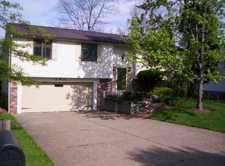 1868 Wallace Rd, South Park, PA 15129