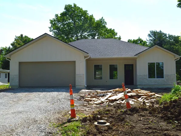 1903 S Osage Ave, Sedalia, MO 65301